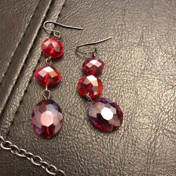 ♥️Deep Cranberry statement set!♥️ - Picture 3 of 3